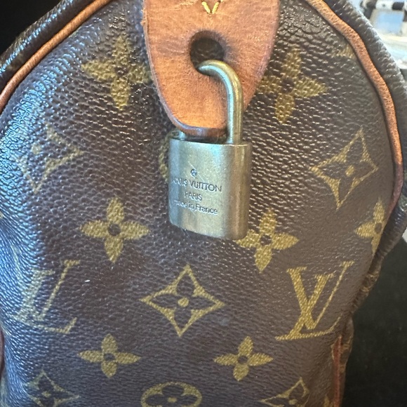 Louis Vuitton Brown Vintage Speedy 25 Monogram Satchel - Picture 3 of 16